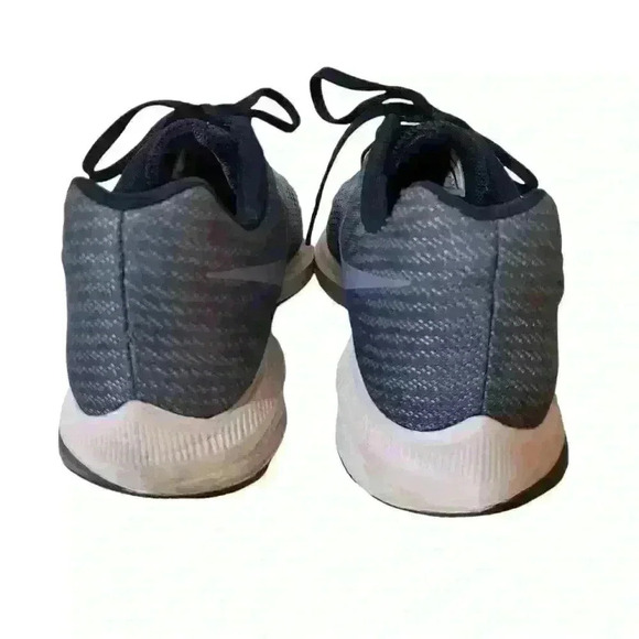 Nike Zoom Winflo 4 Men\'s Grey Running Sneakers Shoe Size 11.5